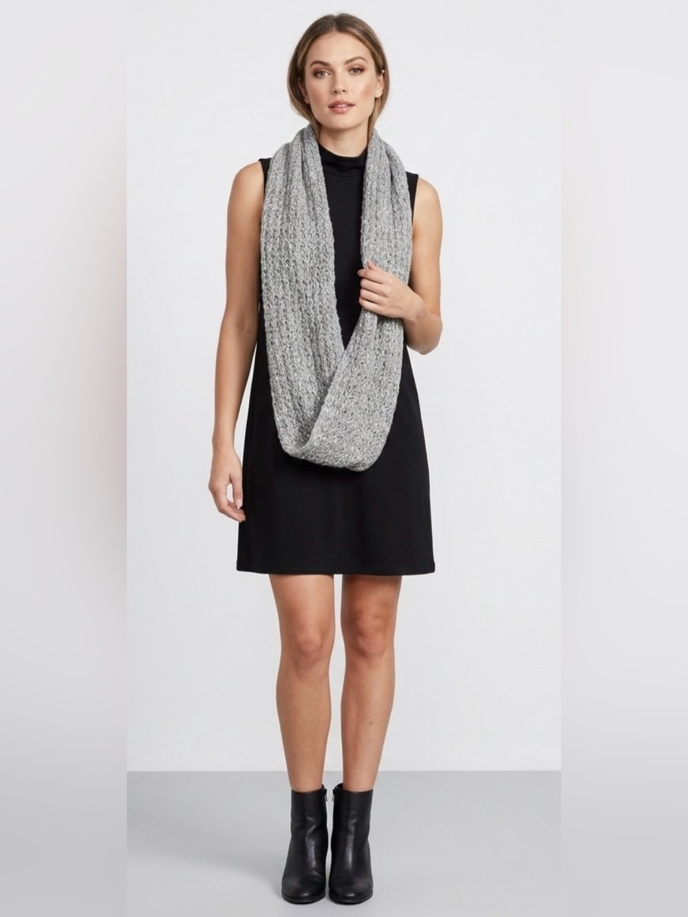 Universal Sparkley Scarf Chatties